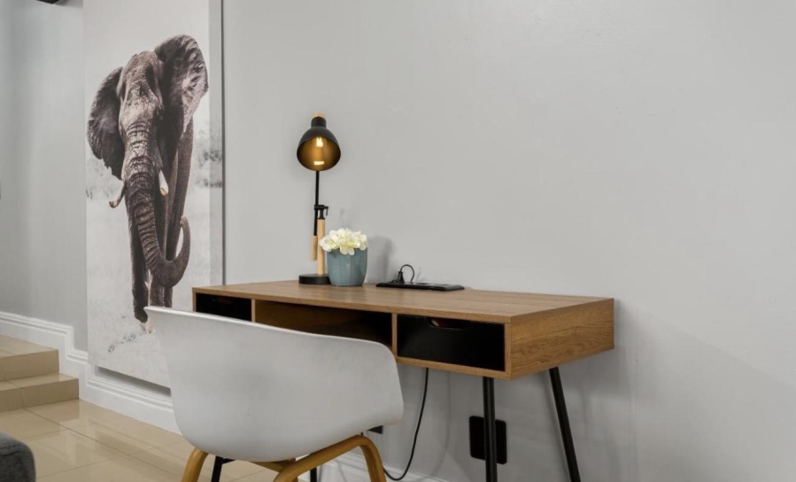 2 Bedroom Property for Sale in Sea Point Western Cape